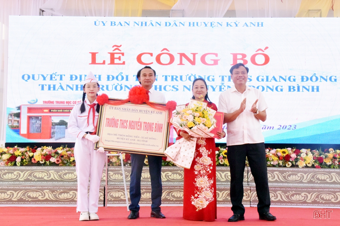 Các trường học ở Hà Tĩnh khai giảng năm học 2023 - 2024