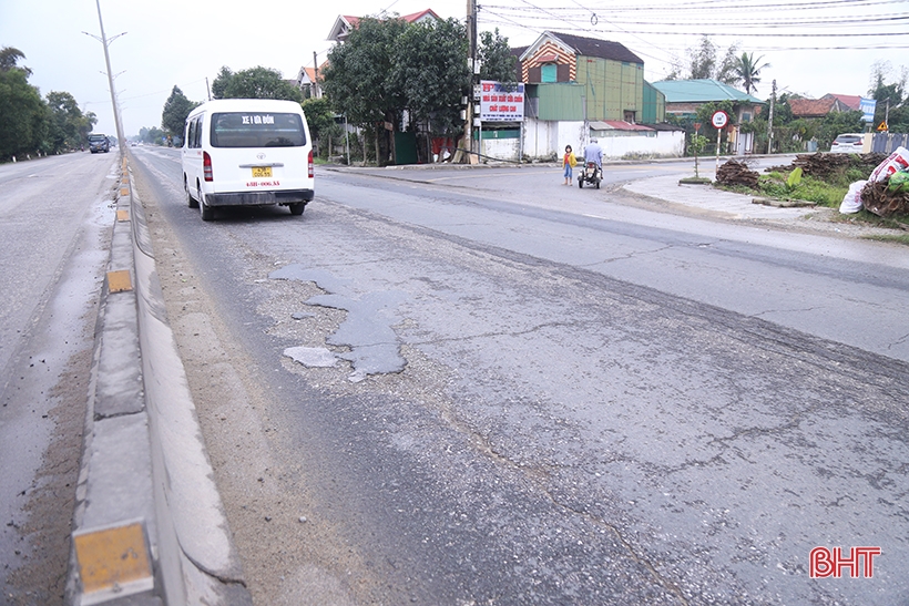 Tăng giá vé trạm thu phí Bến Thủy, hiện trạng quốc lộ 1 qua Hà Tĩnh có được cải thiện?