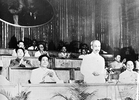 Cội nguồn tin yêu