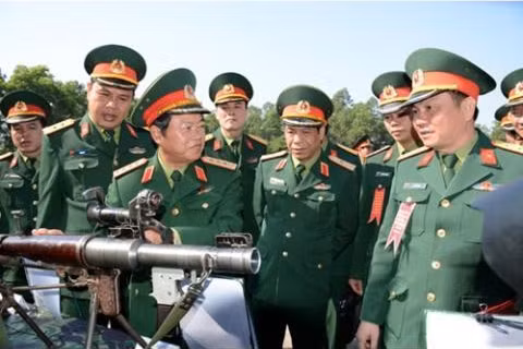 viet nam tu tang suc manh cho sung chong tang rpg 7