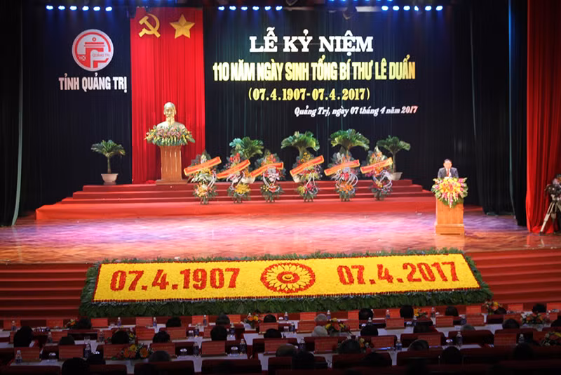 ky niem trong the 110 nam ngay sinh tong bi thu le duan