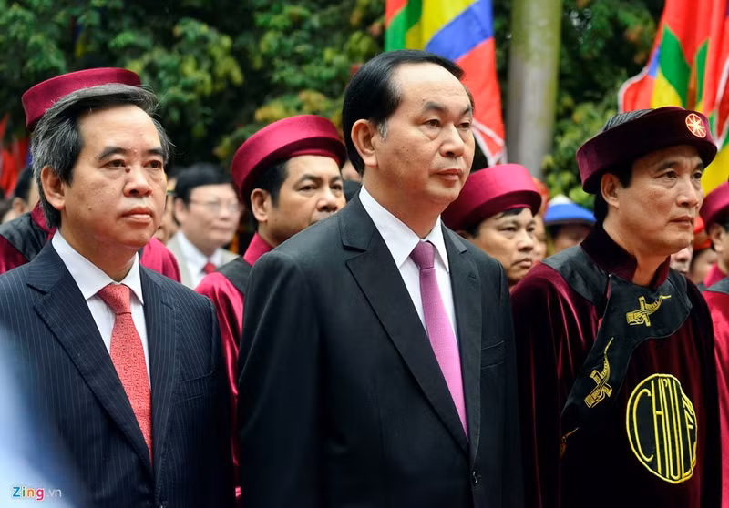 chu tich nuoc dang huong tuong niem cac vua hung