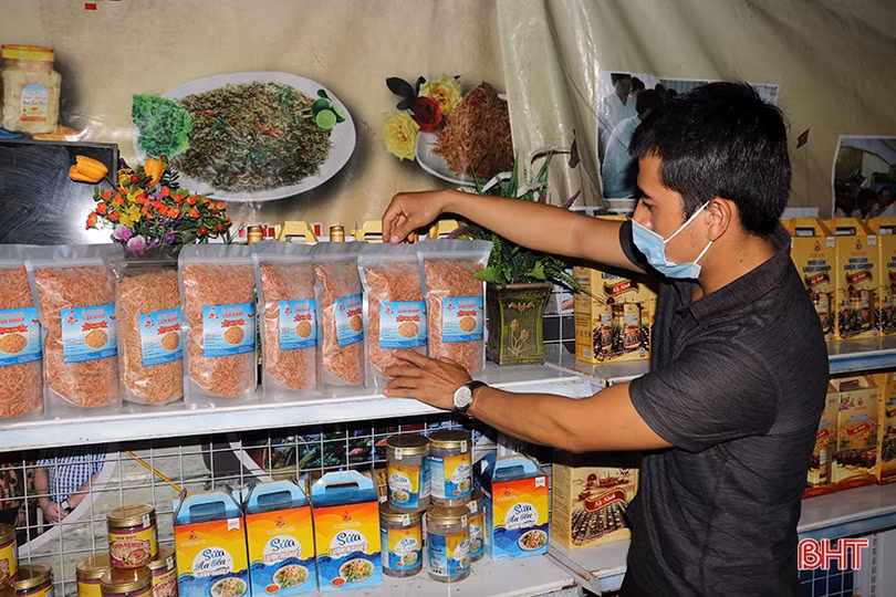 Các cơ sở sản xuất nước mắm truyền thống ở TX Kỳ Anh tất bật chuẩn bị đơn hàng tết