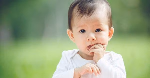 5 thói quen xấu có thể gây hại sức khỏe răng miệng của trẻ, cha mẹ nên sửa ngay
