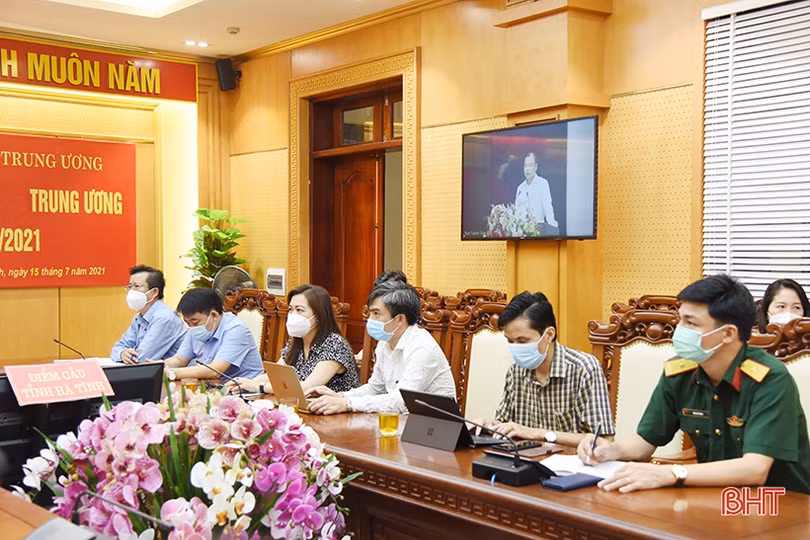 Tuyên truyền đa dạng, toàn diện các nội dung thực hiện nhiệm vụ chính trị và phòng, chống dịch Covid-19