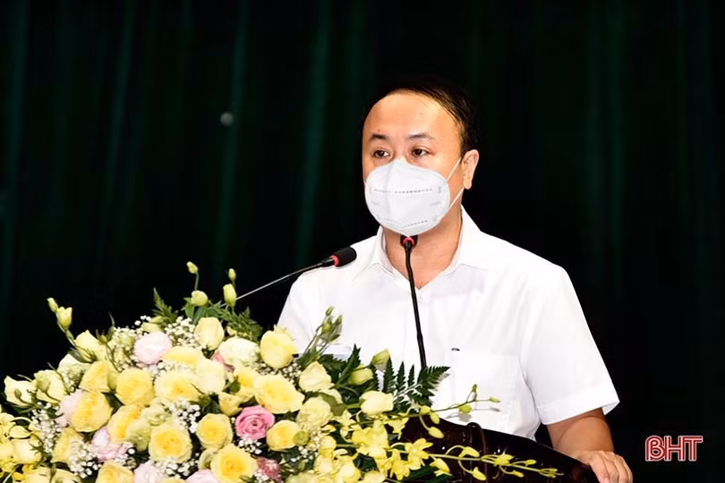 TX Hồng Lĩnh khen thưởng các tập thể, cá nhân có thành tích xuất sắc trong công tác bầu cử