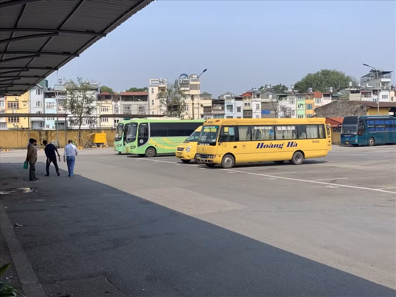 Hà Nội tạm dừng xe khách đến 37 tỉnh, thành phố từ 18/7