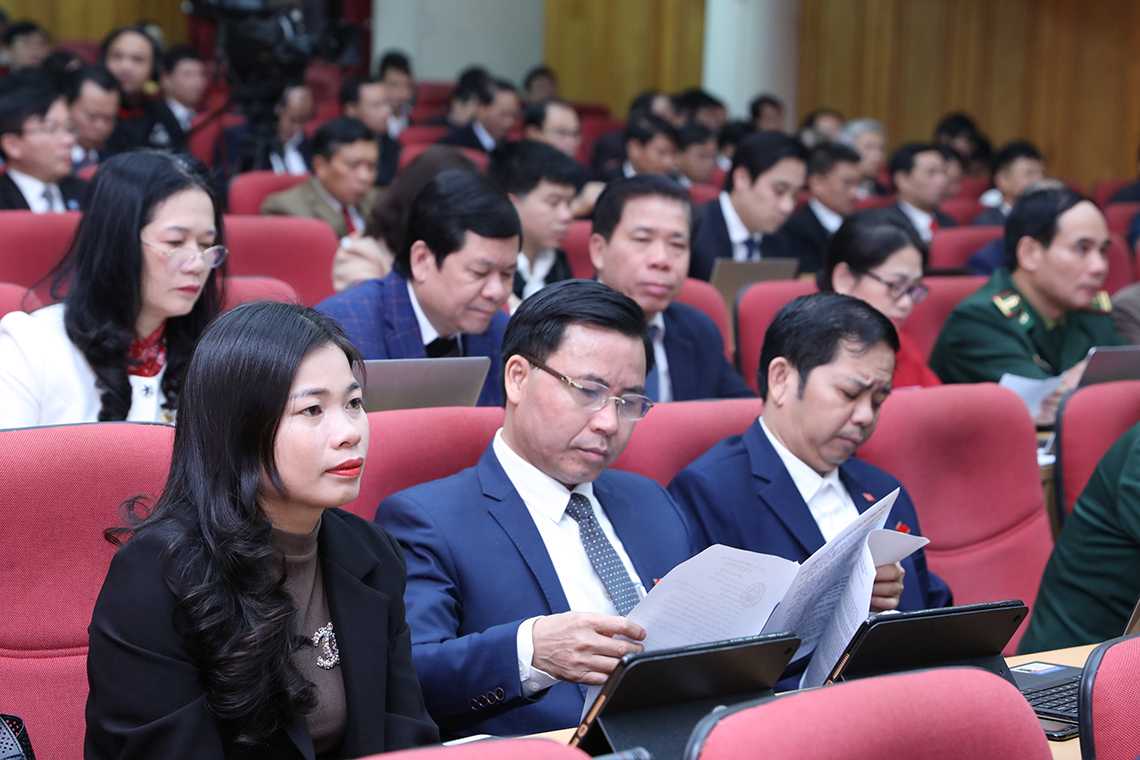 Chủ tịch UBND tỉnh Hà Tĩnh: Nêu cao trách nhiệm, bám sát cơ sở triển khai đồng bộ các nhiệm vụ năm 2021