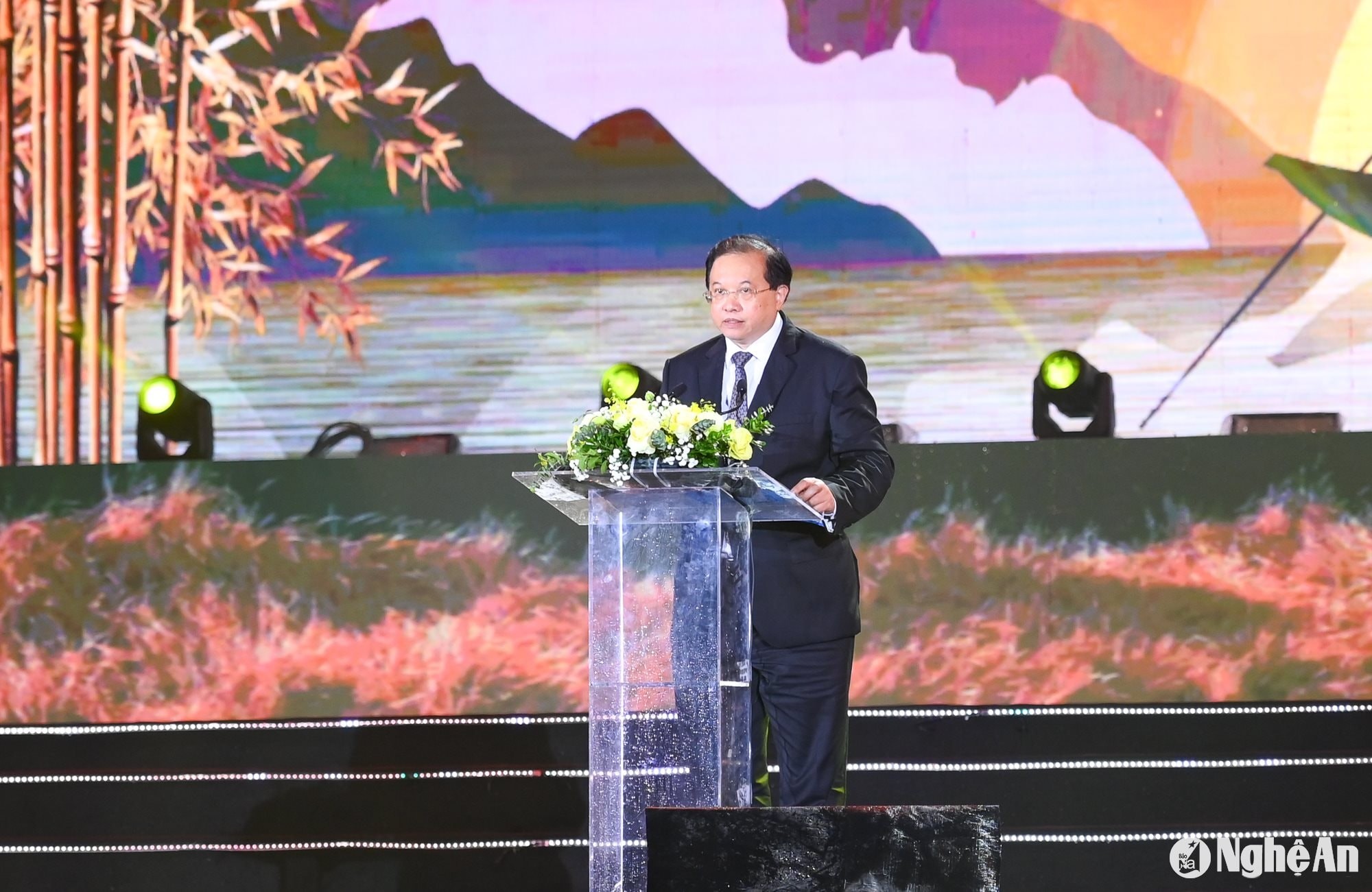 Thứ trưởng Bộ Văn hóa - Thể thao và Du lịch Tạ Quang Đông phát biểu tại lễ kỷ niệm. Ảnh: Thành Cường