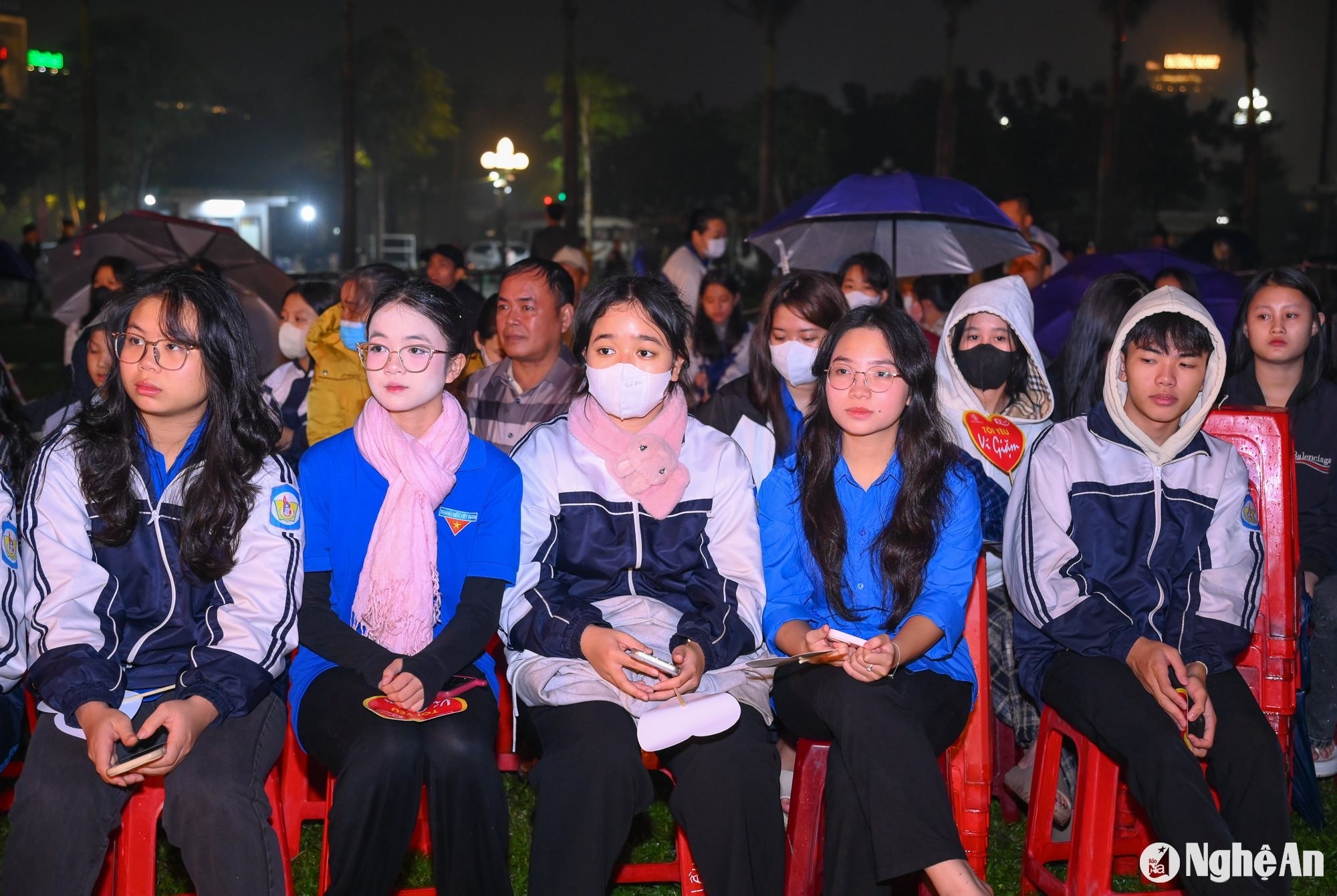 Đông đảo thế hệ trẻ tham dự Lễ kỷ niệm. Ảnh: Thành Cường
