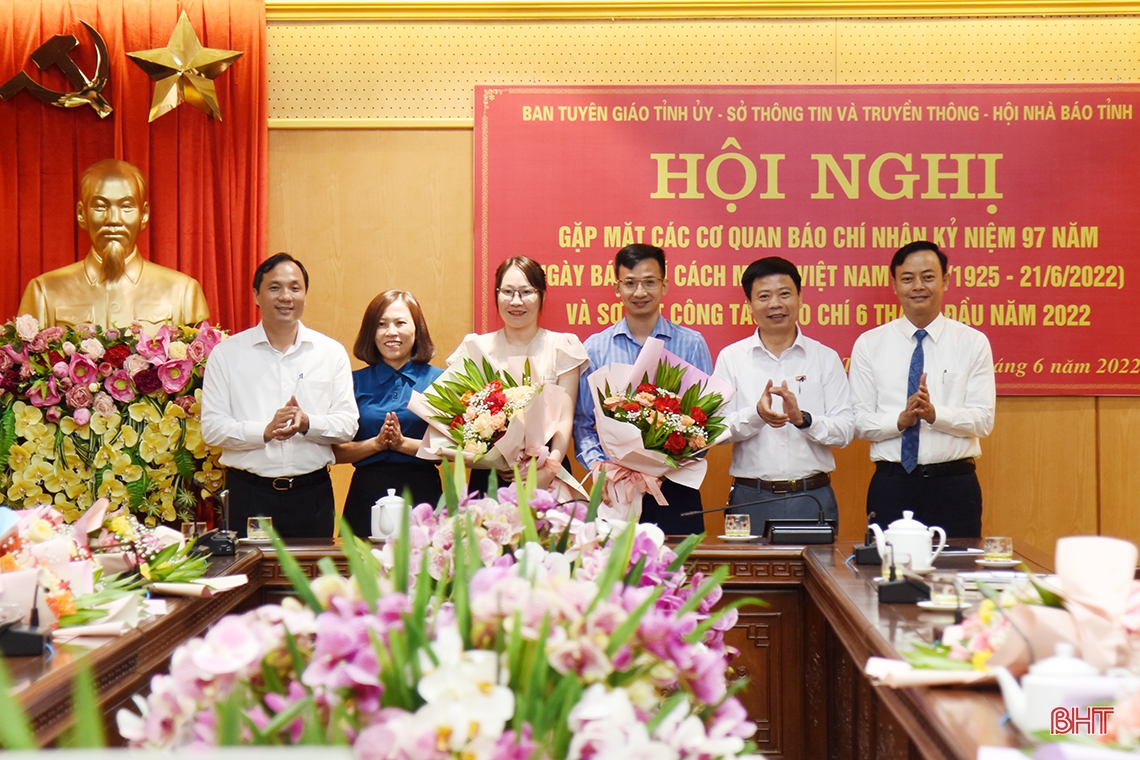 Báo chí tiếp tục đồng hành, chung sức xây dựng Hà Tĩnh ngày càng phát triển