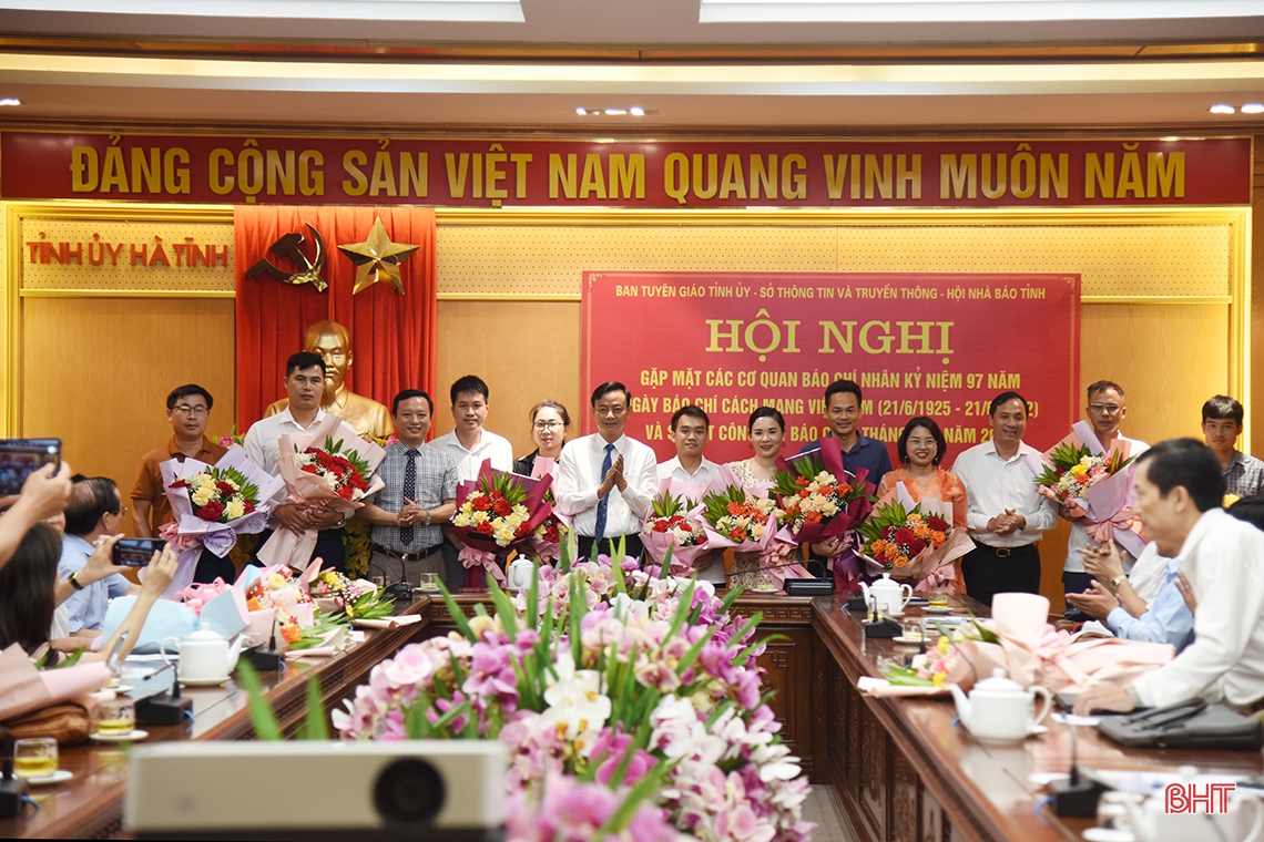 Báo chí tiếp tục đồng hành, chung sức xây dựng Hà Tĩnh ngày càng phát triển