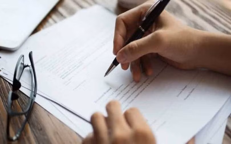 Mẫu mới nhất bản kiểm điểm Đảng viên cuối năm cá nhân giữ chức vụ lãnh đạo
