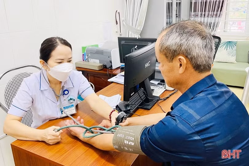 Lời khuyên của bác sỹ Hà Tĩnh với người cao tuổi khi thời tiết chuyển lạnh