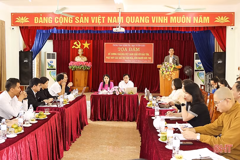 Phát huy các giá trị văn hóa, con người Đức Thọ