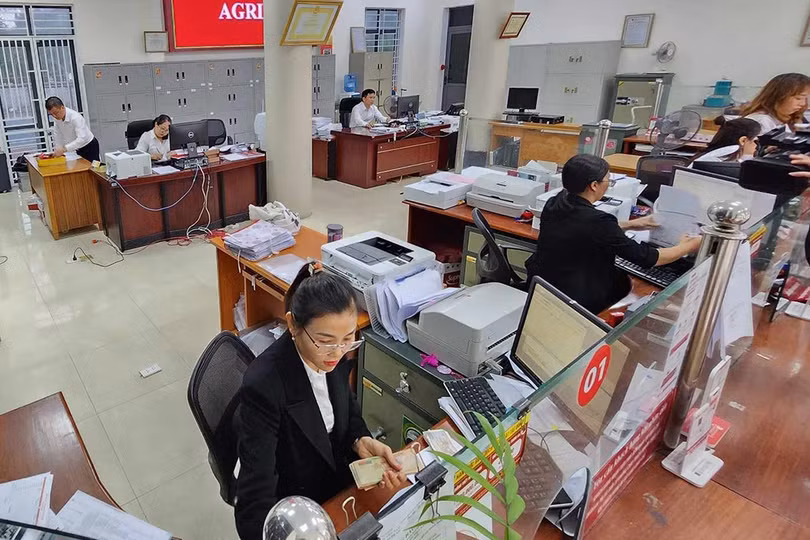 Chiêu cải trang của phó giám đốc khi đi cướp ngân hàng