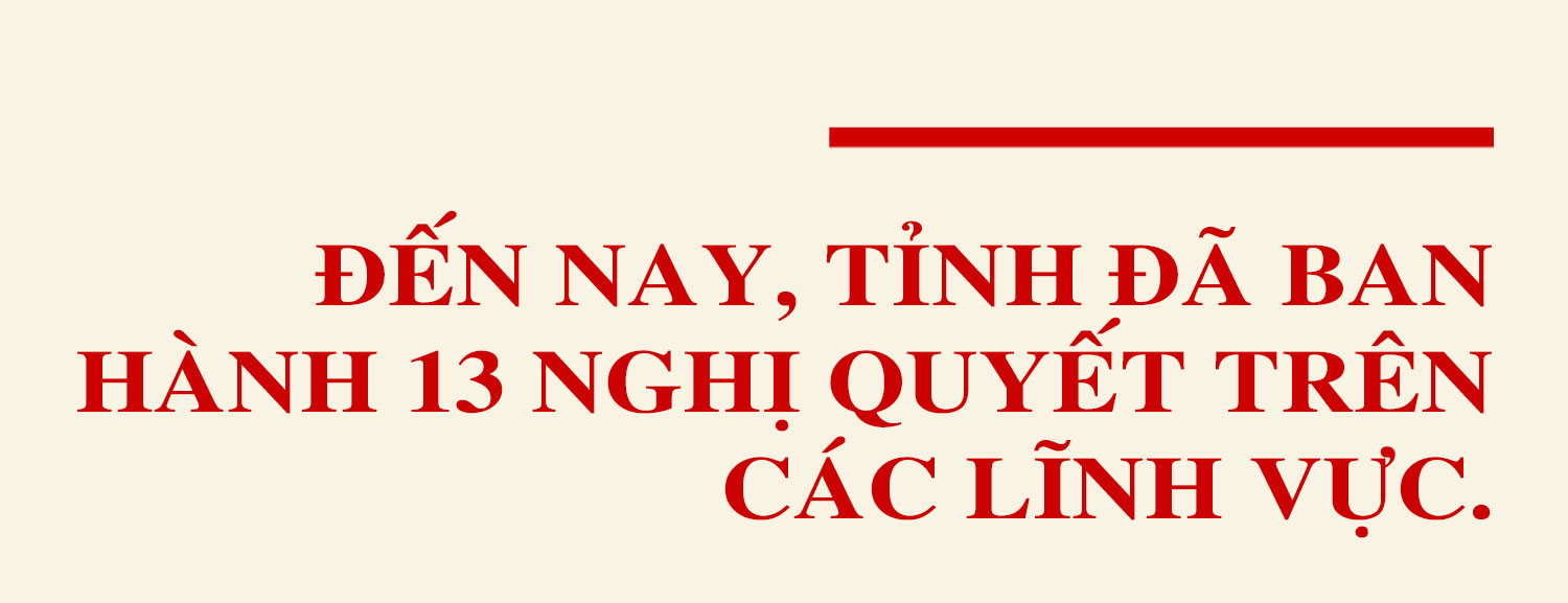 Tập trung quán triệt, tuyên truyền sâu rộng, đưa nghị quyết của Đảng vào cuộc sống