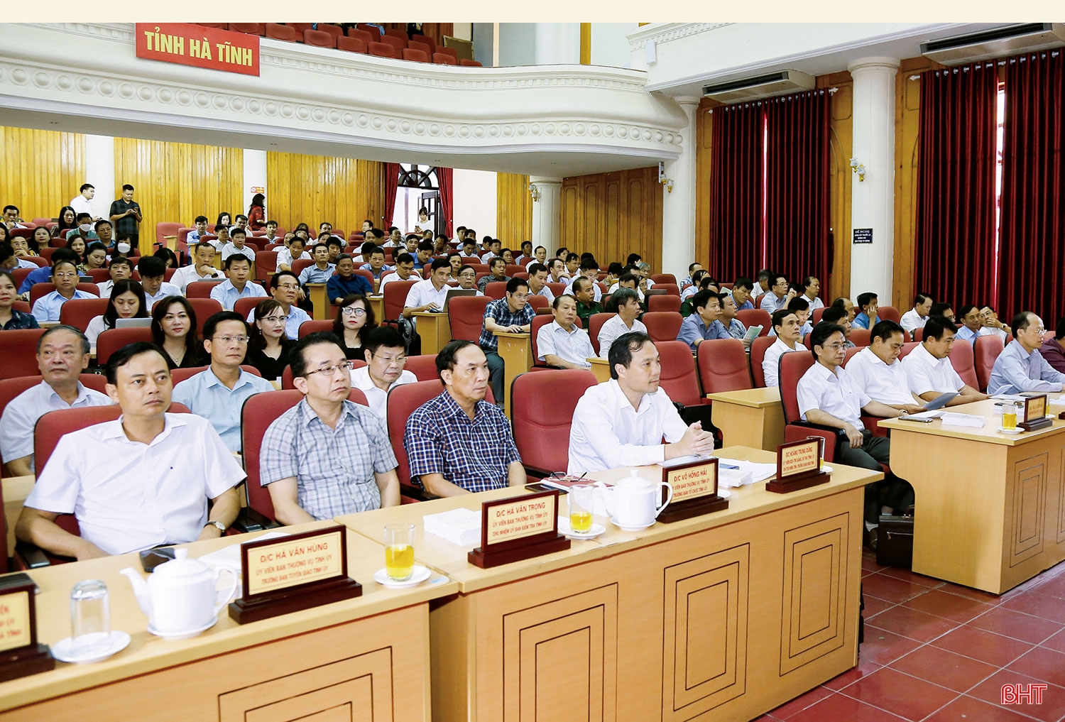 Tập trung quán triệt, tuyên truyền sâu rộng, đưa nghị quyết của Đảng vào cuộc sống