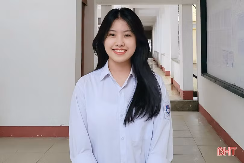 6 học sinh cùng lớp đạt IELTS 6.5 trở lên ngay lần thi đầu tiên
