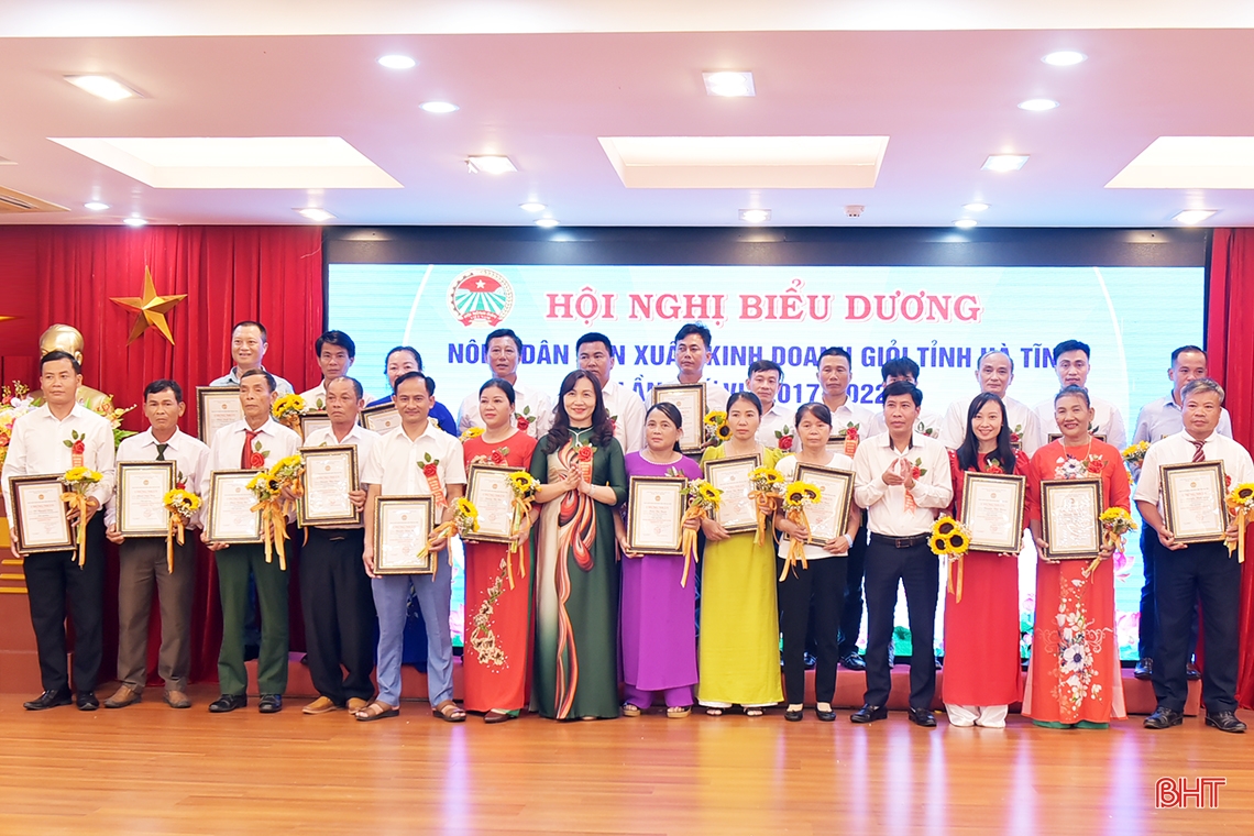Hà Tĩnh biểu dương 114 tập thể, cá nhân xuất sắc trong phong trào nông dân sản xuất kinh doanh giỏi