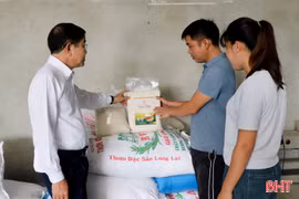 Hợp tác xã nỗ lực nâng tầm giá trị hạt gạo quê