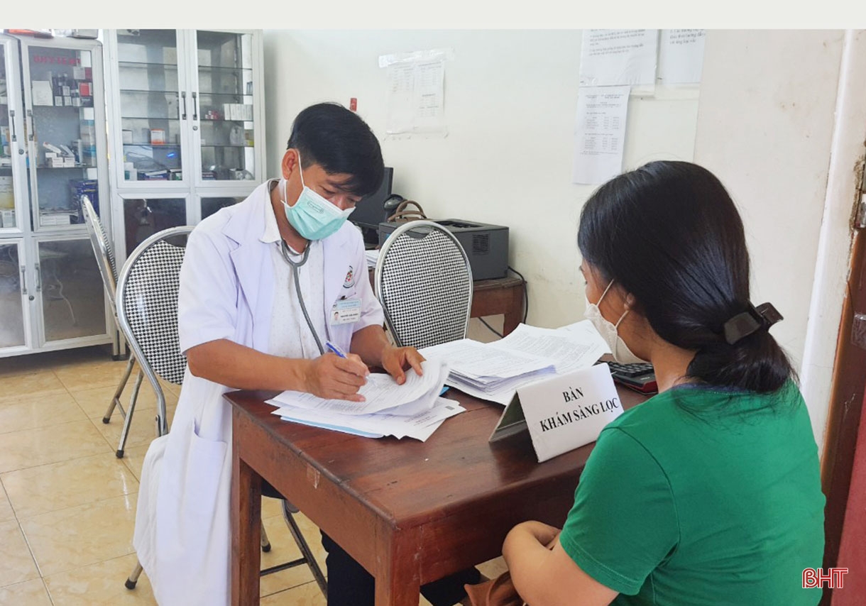 Bác sỹ rời cơ sở y tế công và thách thức về bài toán nhân lực (Bài cuối): Cần thêm những “thỏi nam châm” để “giữ chân” người tài