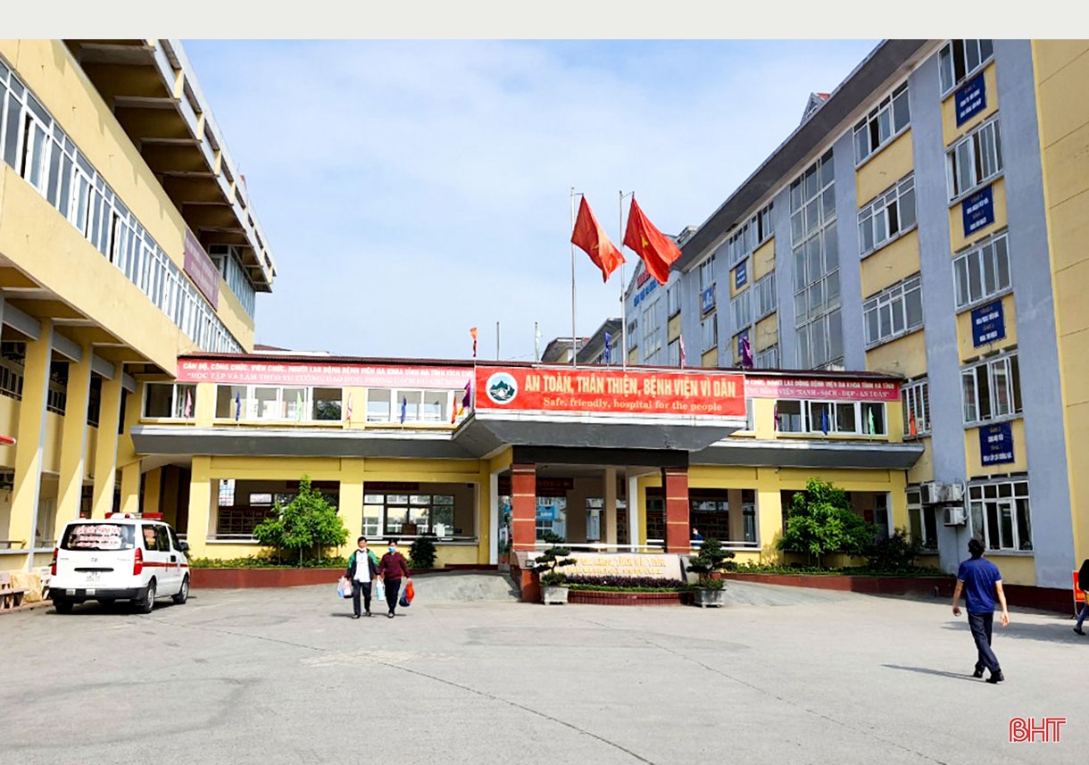 Bác sỹ rời cơ sở y tế công và thách thức về bài toán nhân lực (Bài cuối): Cần thêm những “thỏi nam châm” để “giữ chân” người tài