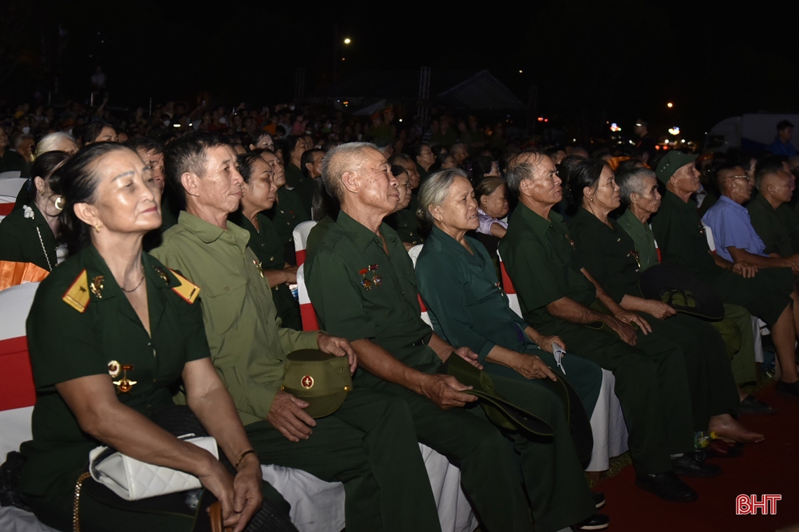 Phó Chủ tịch nước dự Chương trình nghệ thuật “Cõi thiêng Đồng Lộc - nối mạch ngàn năm