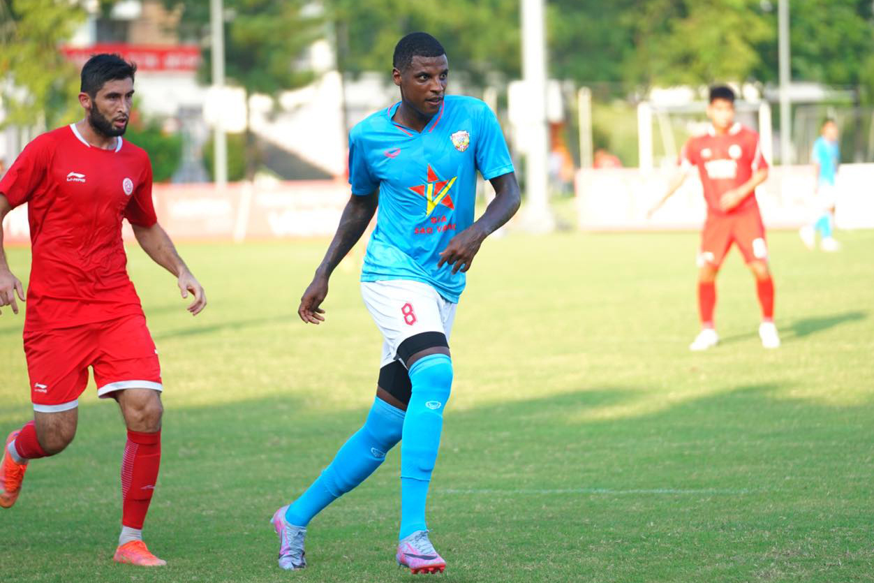 Hồng Lĩnh Hà Tĩnh đặt mục tiêu top 4 V.League: Khó khăn và kỳ vọng!