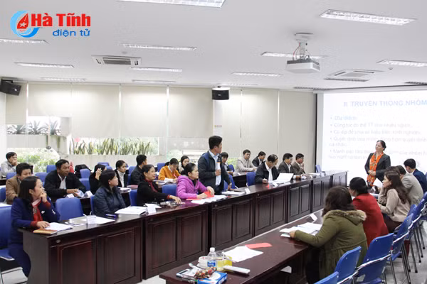 nang cao kien thuc ung pho bdkh tai cong dong luu vuc song rao cai
