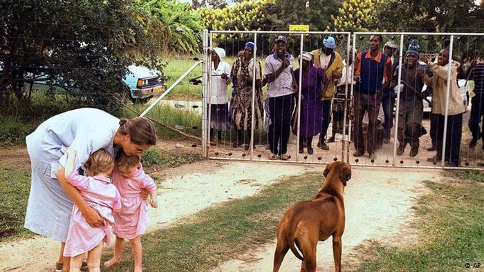 robert mugabe tu anh hung toi doc tai
