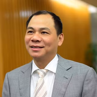 ty phu pham nhat vuong vao danh sach 500 nguoi giau nhat the gioi