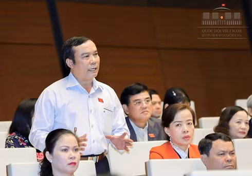 Đại biểu Nguyễn Bá Sơn: Không chứng minh được nguồn gốc tài sản thì Nhà nước nhân danh xã hội thu hồi tài sản đó. tranh luan ve xu ly tai san khong ro nguon goc hop phap cua can bo