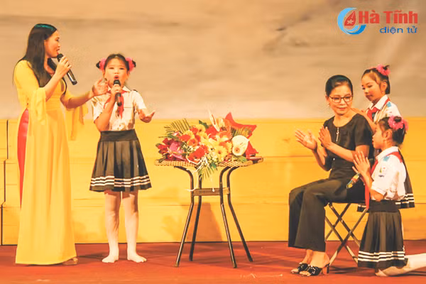ve dep cua nghe thuat khong chuyen o ha tinh