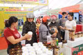 Đặc sản ba miền hội tụ tại hội chợ lớn nhất Hà Tĩnh