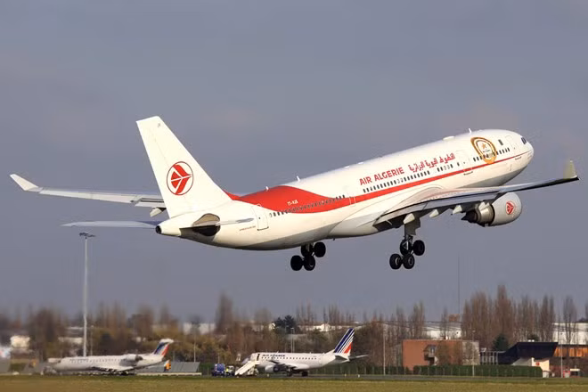 may bay cua hang air algerie bao nguy roi bien mat bi an