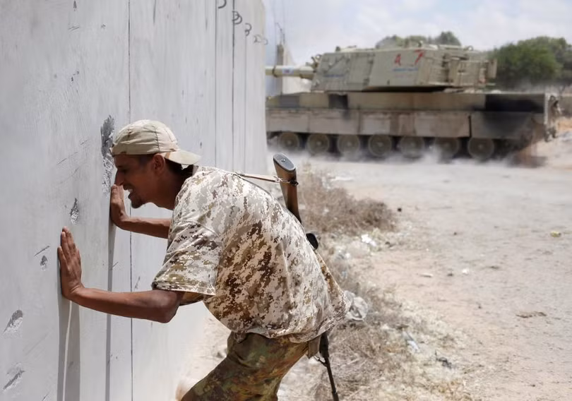 nhung hinh anh chan thuc nhat ve chien truong chong is o libya