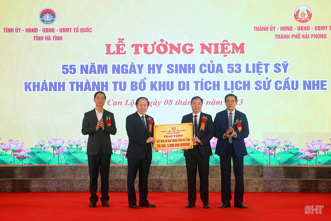 Long trọng lễ tưởng niệm các liệt sỹ hy sinh tại Cầu Nhe