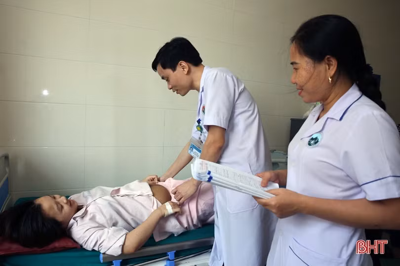 Cứu sống sản phụ mang song thai bị tiền sản giật, thiếu máu và băng huyết