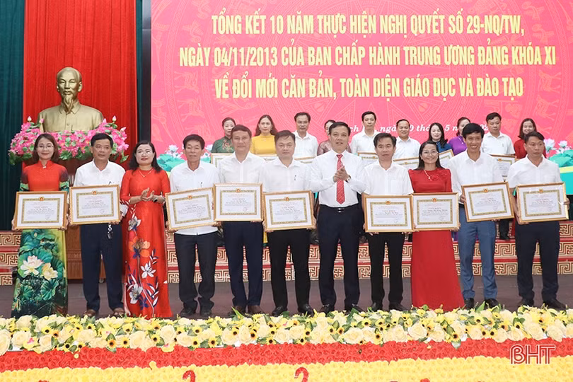 Thạch Hà phát huy truyền thống hiếu học để đổi mới, phát triển giáo dục