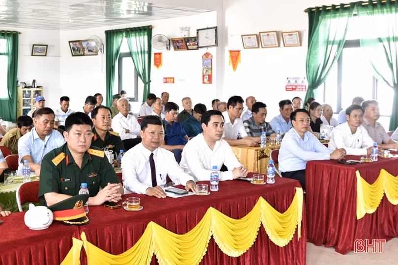 Truy tặng danh hiệu “Bà mẹ Việt Nam anh hùng” cho mẹ Phan Thị Em