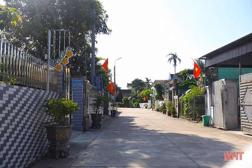 Ông bí thư chi bộ miệt mài khơi sức dân xây dựng đô thị văn minh