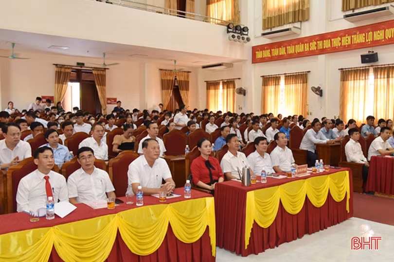 Lộc Hà tuyên dương các tập thể, giáo viên, học sinh giỏi năm học 2022 - 2023