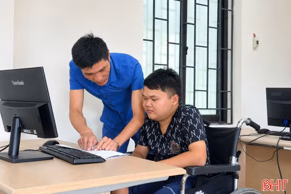 Làm gì để tạo việc làm bền vững cho người khuyết tật?