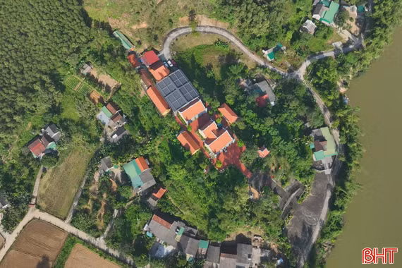 Về với ngôi chùa bên dòng sông Ngàn Sâu