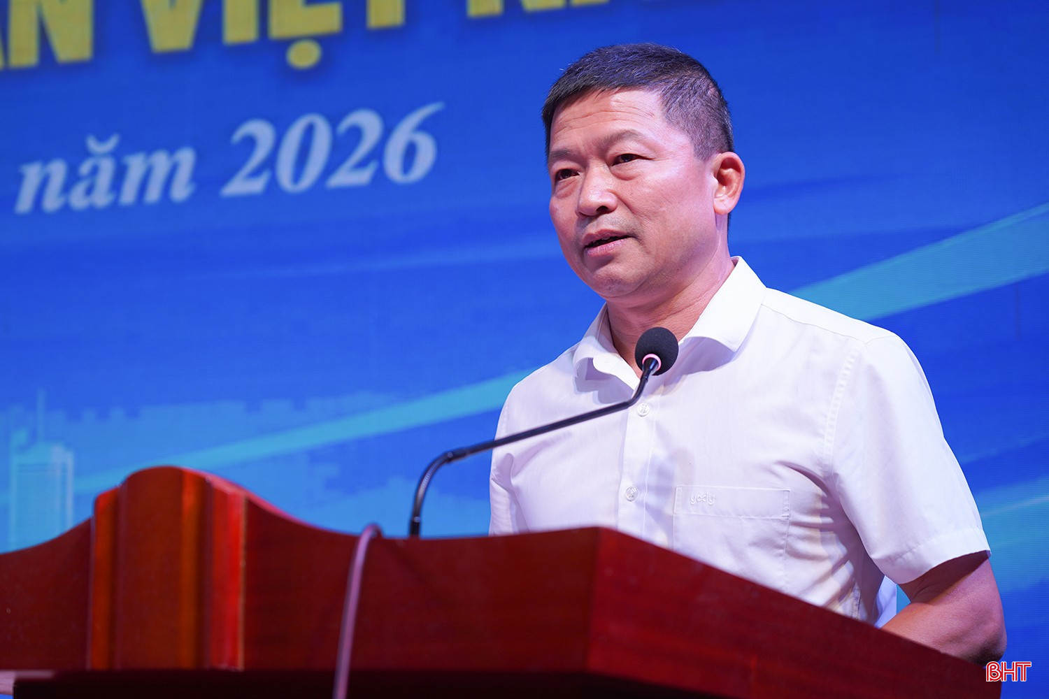 Chủ tịch UBND xã Sơn Tây Phạm Hoài An phát biểu tại buổi gặp mặt.