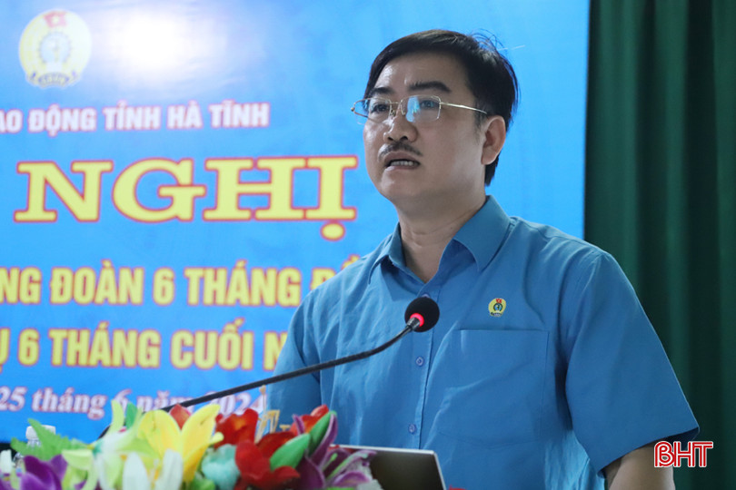 Chủ tịch LĐLĐ huyện Can Lộc Phan Anh đề xuất một số ý kiến liên quan đến chế độ, điều kiện làm việc cho cán bộ công đoàn.