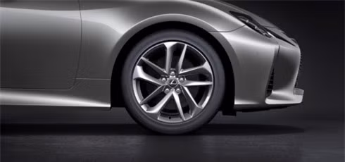 Khám phá Lexus RC300 2019 giá hơn 3 tỷ đồng ở Việt Nam