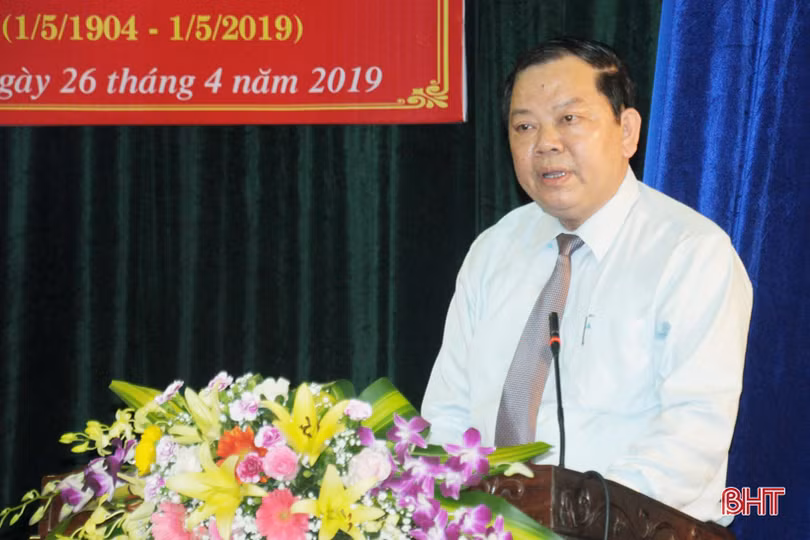 Hội thảo khoa học “Đồng chí Trần Phú - Tổng Bí thư đầu tiên, nhà lý luận xuất sắc của Đảng, người con ưu tú của quê hương Hà Tĩnh”