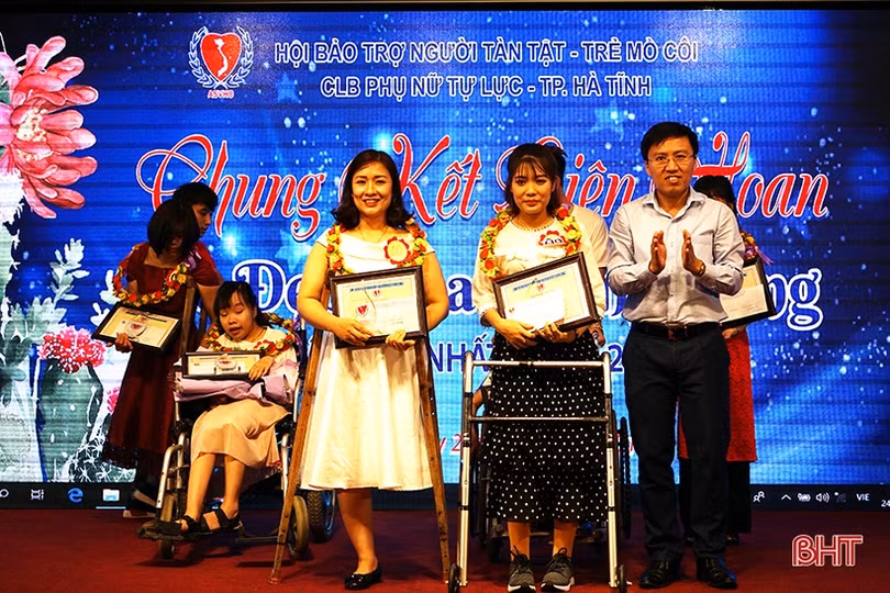 Chung kết Liên hoan Vẻ đẹp hoa xương rồng Hà Tĩnh lần thứ nhất